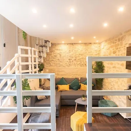 Duplex Parisien En Face Métro13 Appartamento Parigi