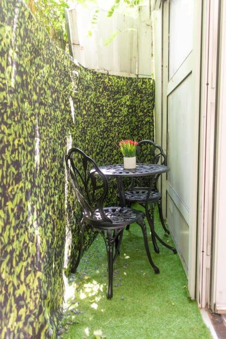 Duplex Parisien En Face Métro13 Appartamento Parigi